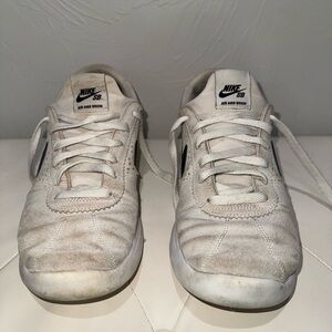 Nike SB Air Max Bruin Cream Sneakers